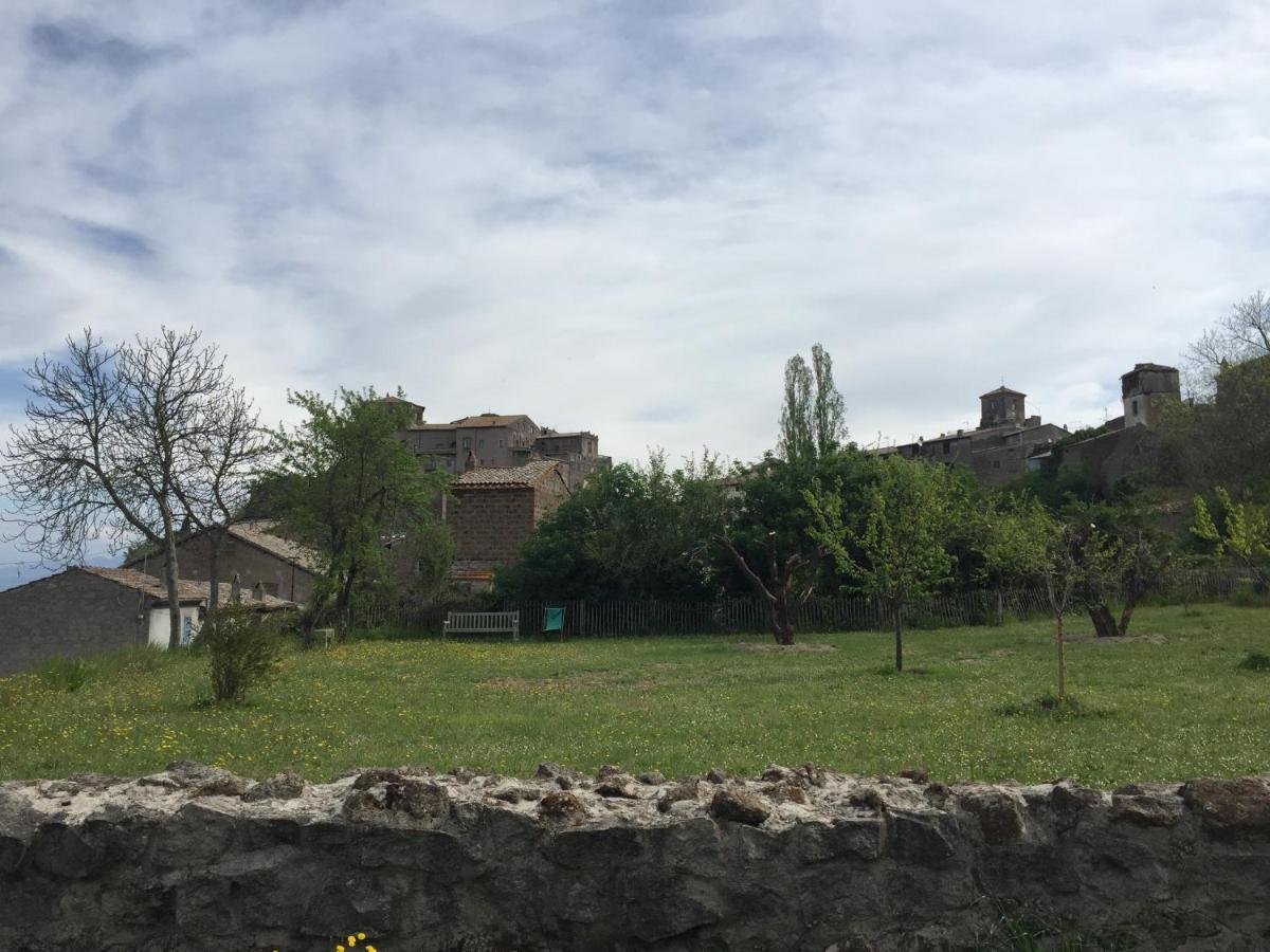 Appartamento La dimora nel castello Bomarzo Esterno foto